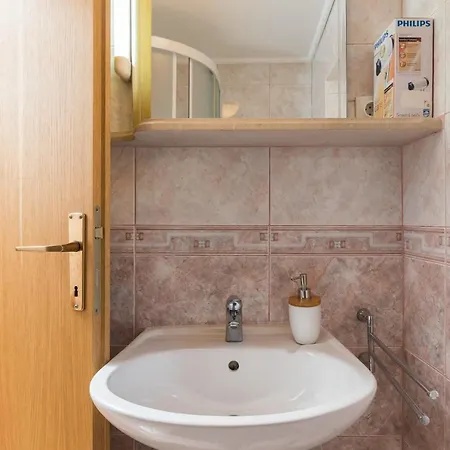 Luic - Three-bedroom With Terrace And Swimming Pool Апартаменты *